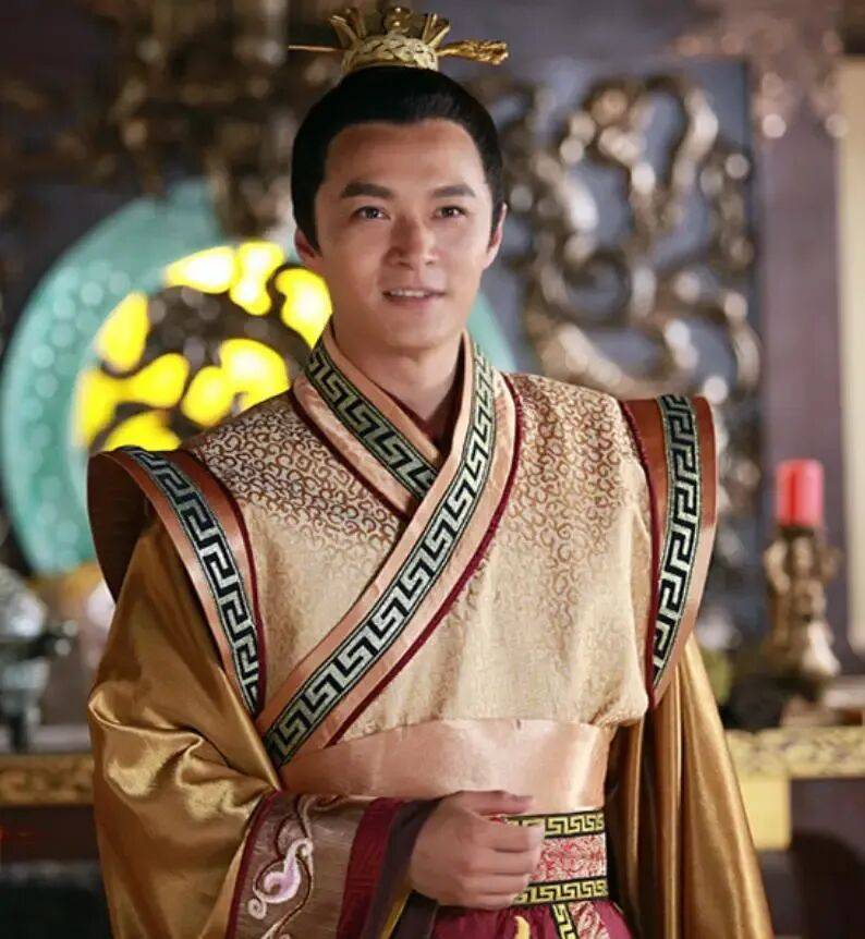 他什么时候退圈的？